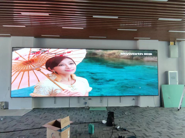 潢川P1.53led小间距屏安装案例